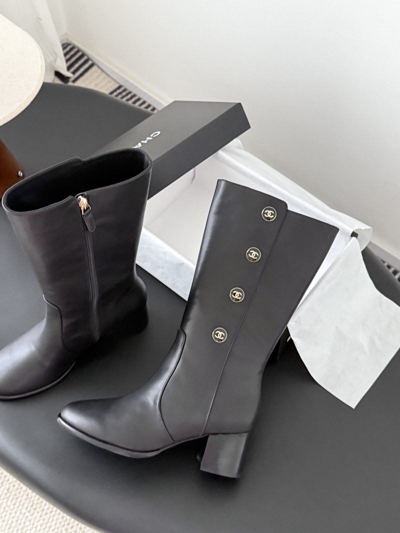 Ch**el boots